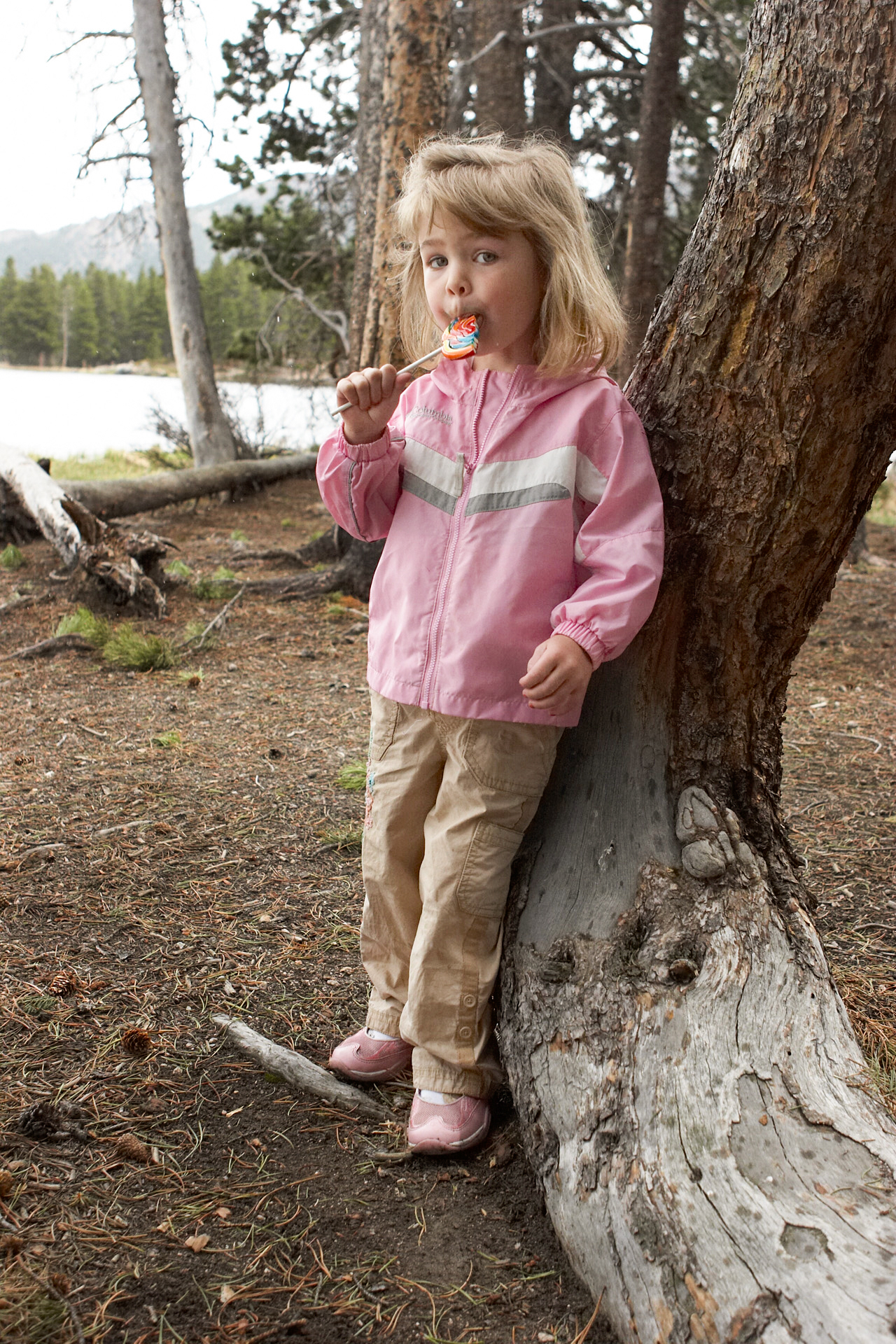 kid, child, adventure, family, play, outside, treat, National Park, Rocky Mountain, 